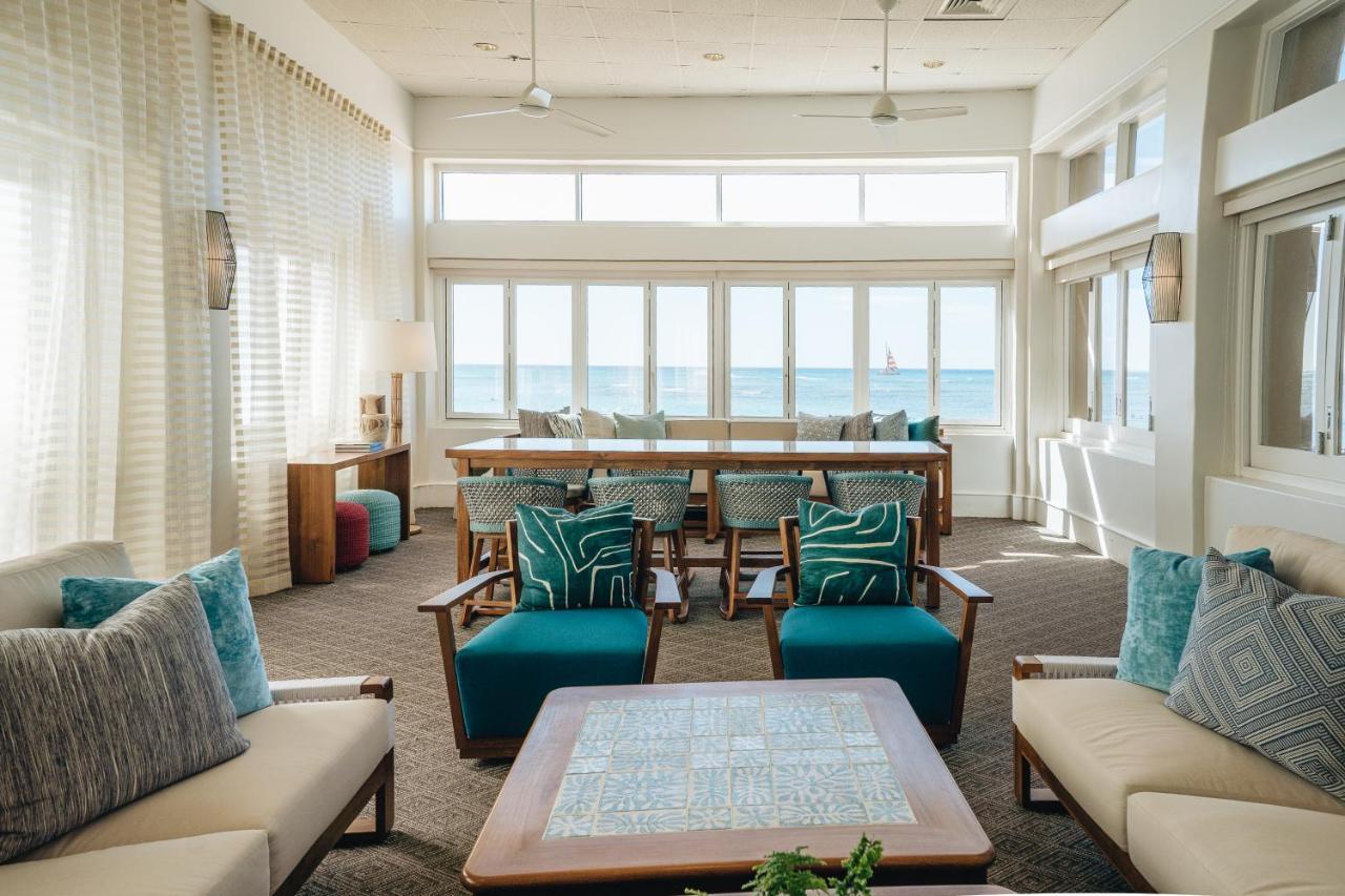 Kaimana Beach Hotel Honolulu Exteriör bild