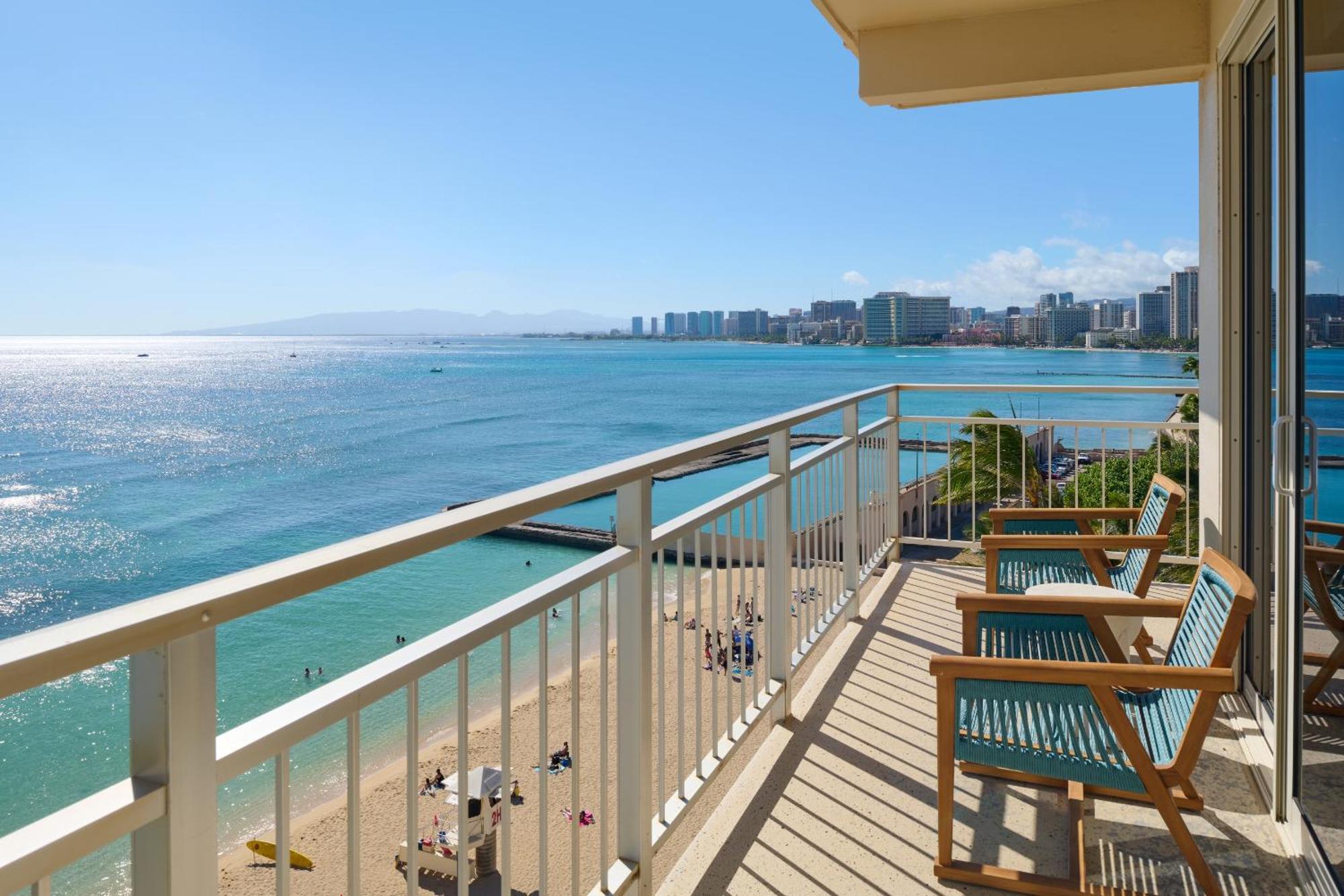 Kaimana Beach Hotel Honolulu Exteriör bild