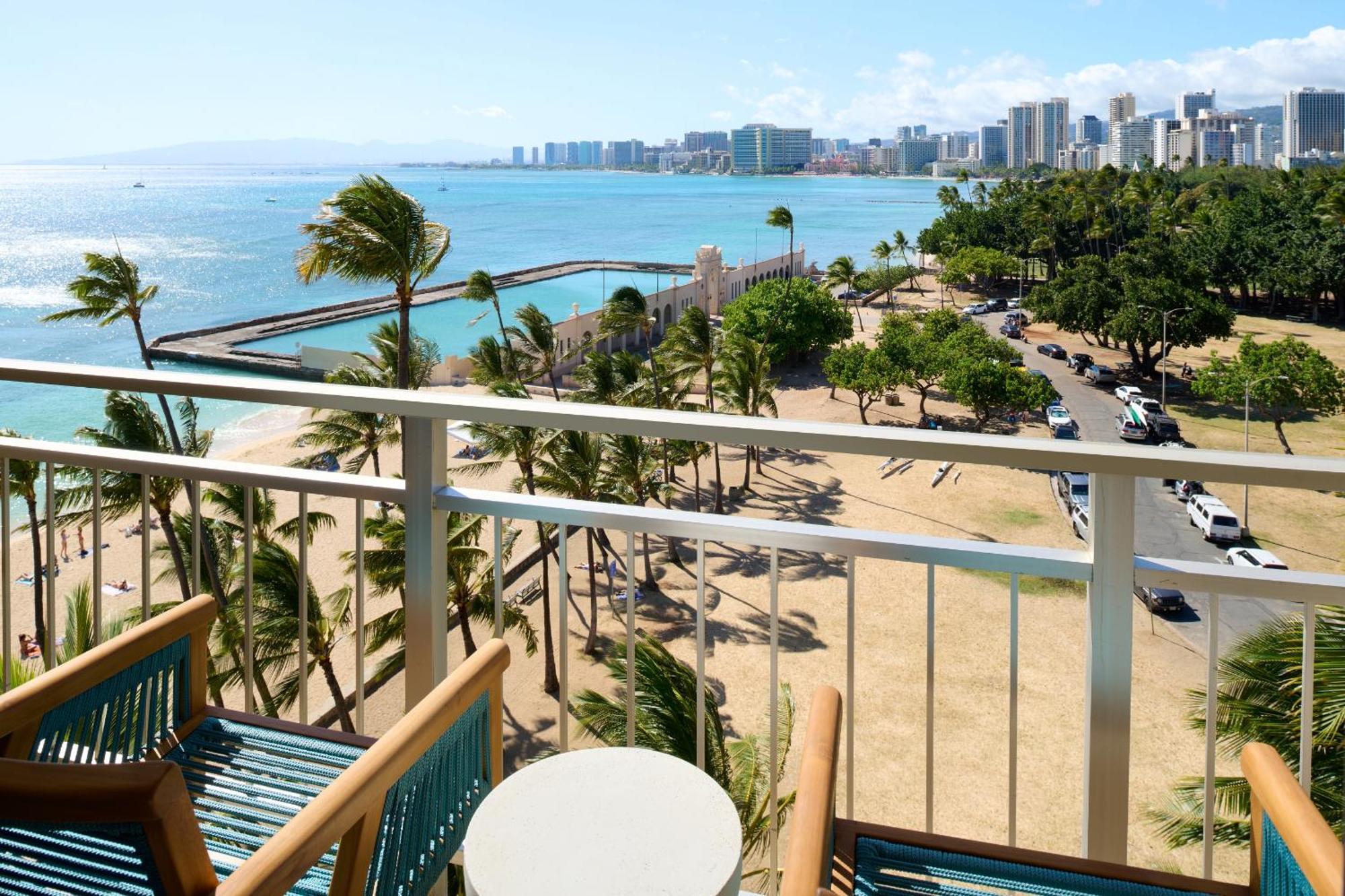 Kaimana Beach Hotel Honolulu Exteriör bild