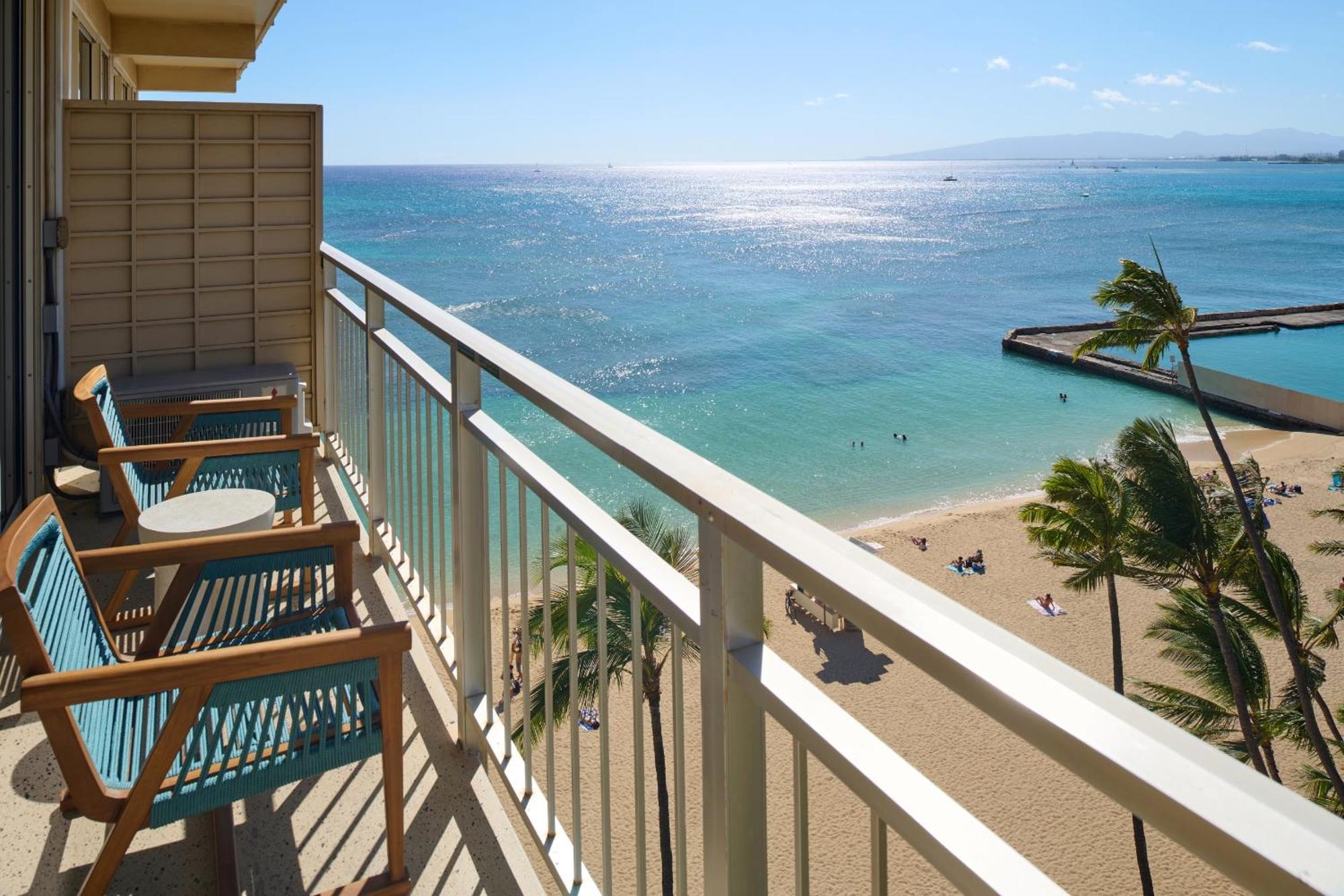 Kaimana Beach Hotel Honolulu Exteriör bild