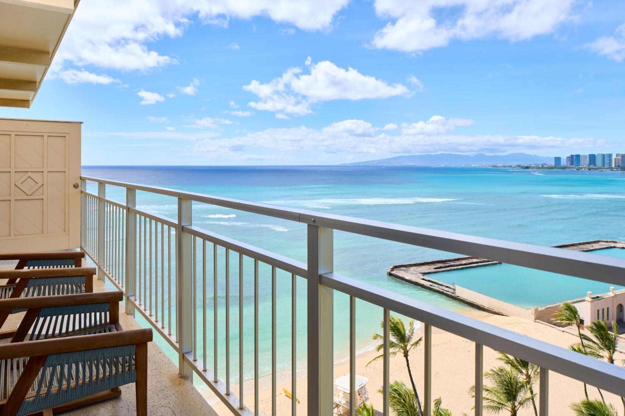 Kaimana Beach Hotel Honolulu Exteriör bild
